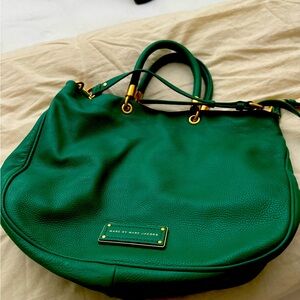 Gorgeous Marc by Marc Jacob Kelly green purse with strap. Sorry no dust bag.